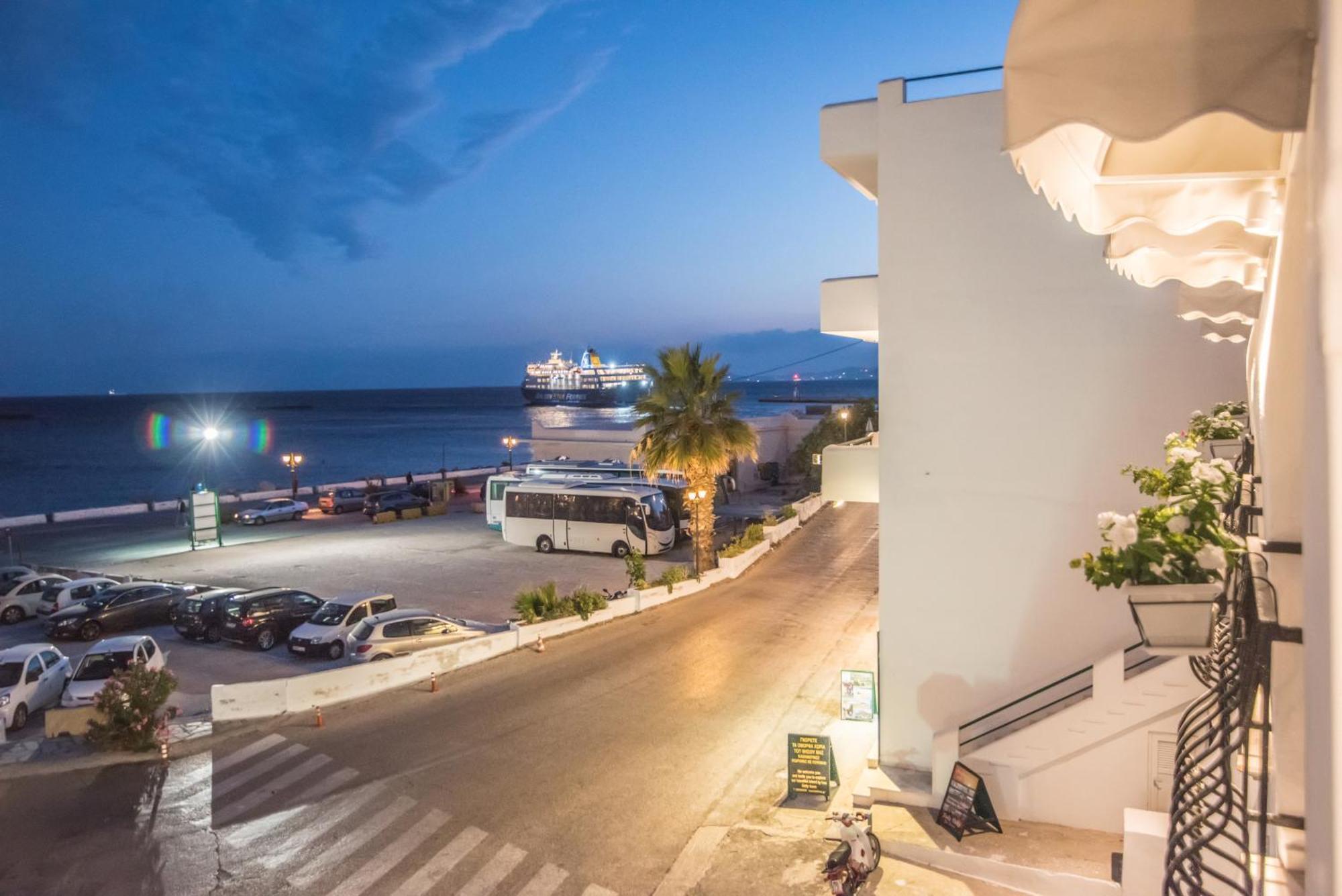 Fratelli Family Rooms Tinos Exterior foto